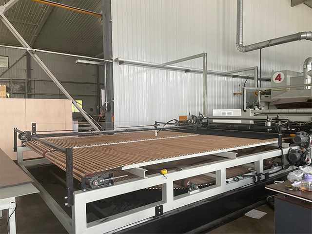 Acoustique-slat-wall-panel-factory1